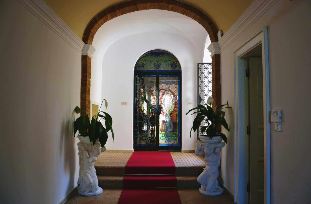 Beb Cornelia Bed & Breakfast Atri Dış mekan fotoğraf